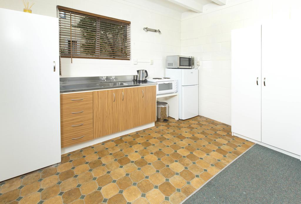 Marina Court Motel & Apartments Whangarei Room photo