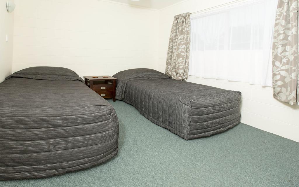 Marina Court Motel & Apartments Whangarei Room photo